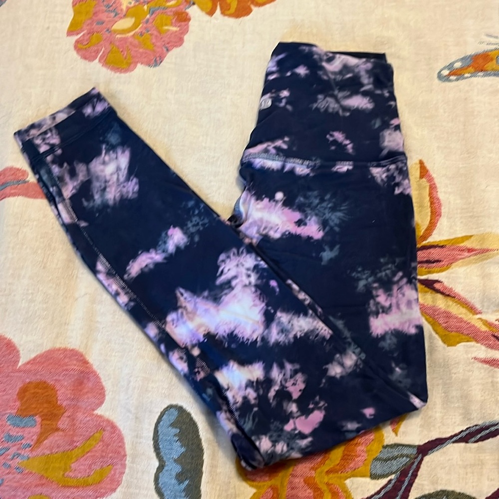 Lululemon align leggings, great condition, size 4